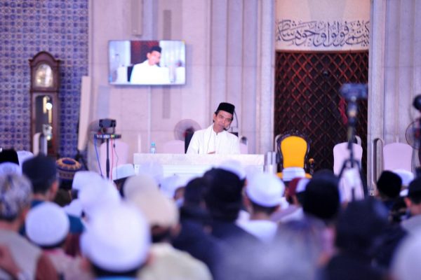 Kuliah Dhuha Perdana Tuan Guru Prof. Haji Abdul Somad